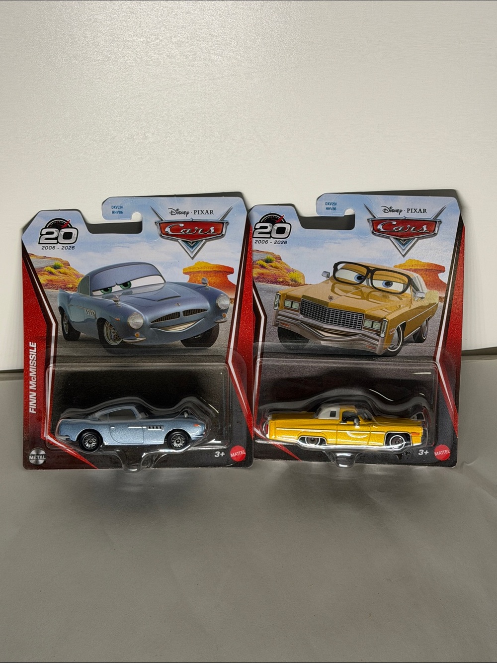 Die-Cast cars  Pixar  Vehicle - Blue Finn McMissile & Yellow Ramone (2-Pack)